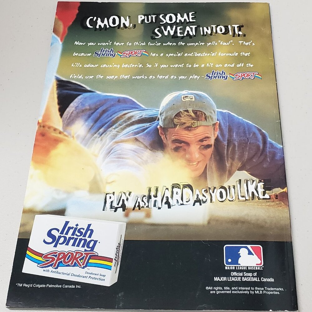 Toronto Blue Jays Yearbook 2000 - Picture 2 of 5